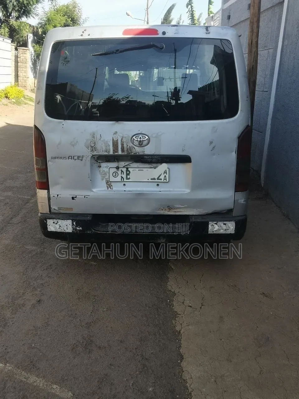Toyota HiAce 220 2007 Silver
