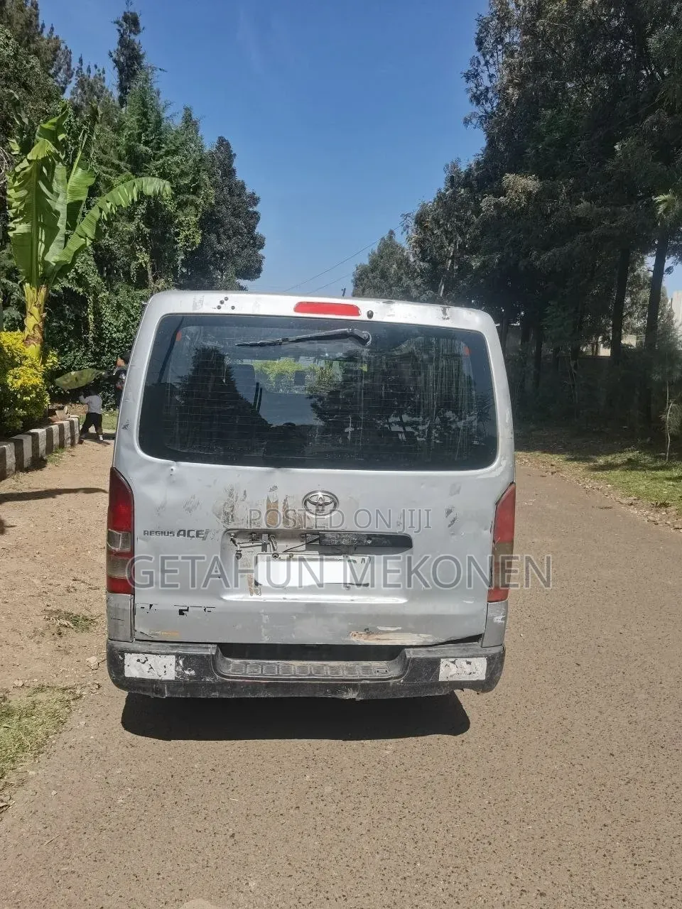 Toyota HiAce 220 2007 Silver