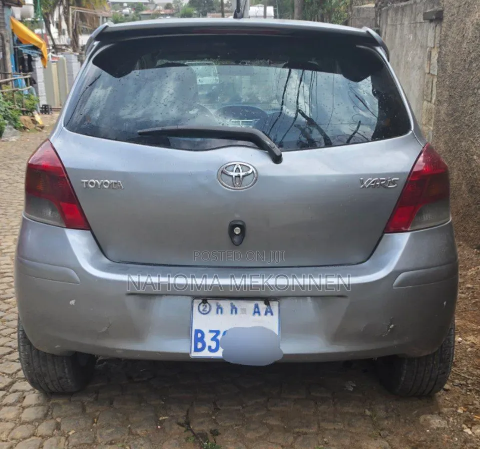 Toyota Corolla 2009 Gray