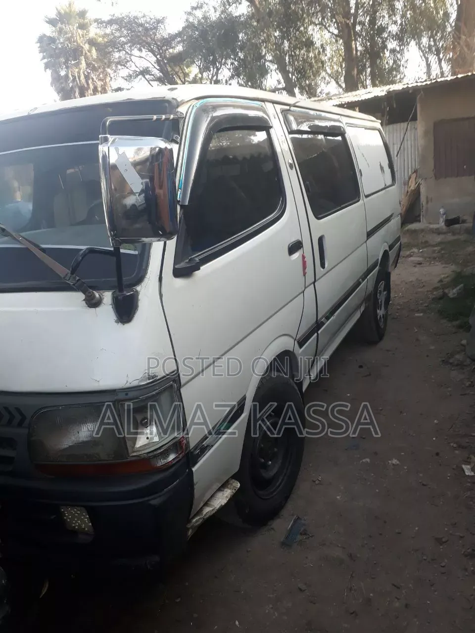 Minibus for Rent የሚከራይ 5l ሚኒባስ