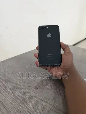 Apple iPhone 8 Plus 64 GB Black