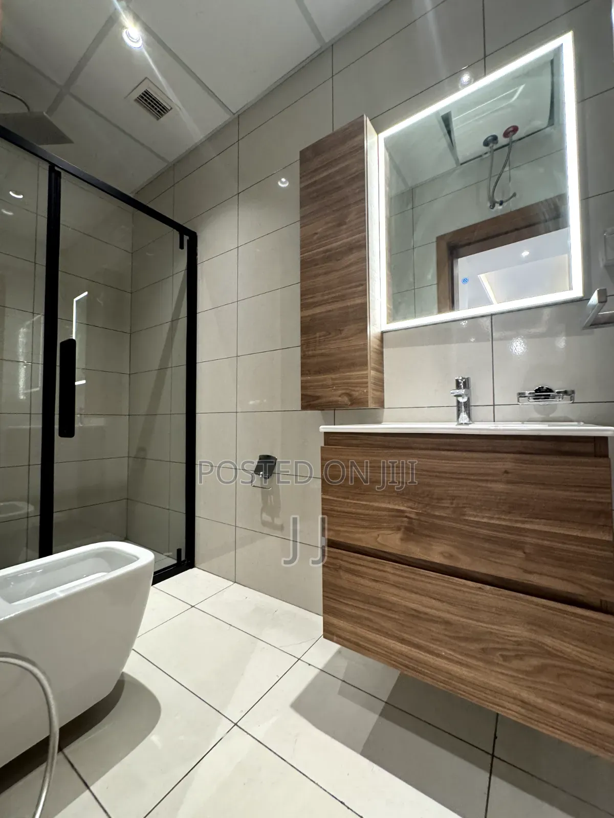 Furnished 3bdrm Apartment in Kirkos for rent