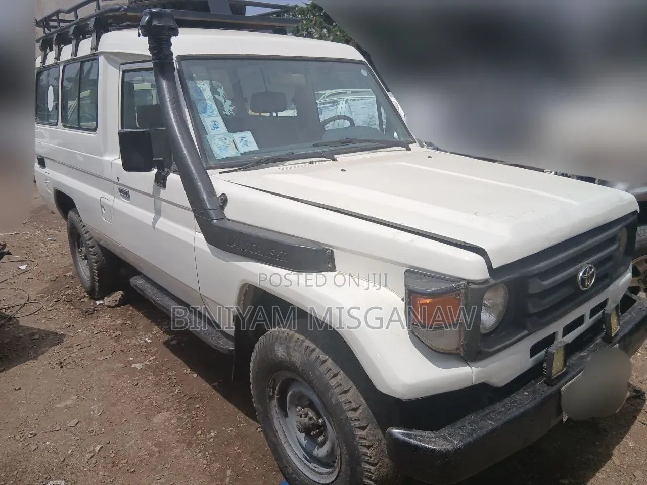 Toyota Land Cruiser 2005 White