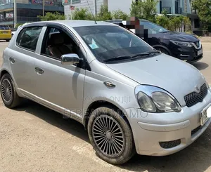 Toyota Vitz 2002