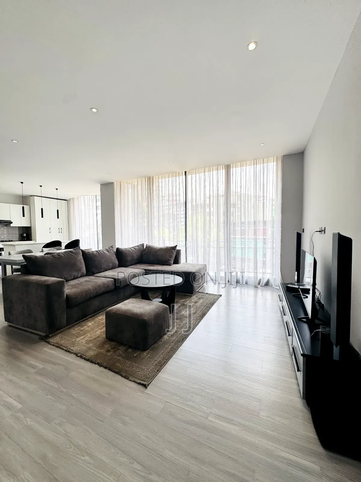 Furnished 2bdrm Apartment in Arada for rent