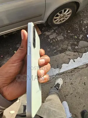 Samsung Galaxy M16 128 GB White