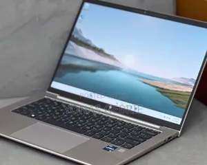 New Laptop HP ZBook Firefly 14 G10 16GB Intel Core i5 SSD 512GB