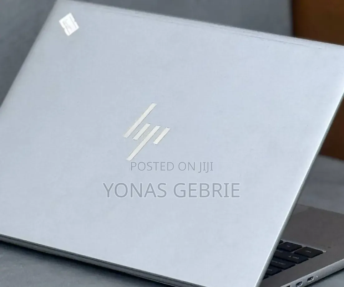 New Laptop HP ZBook Firefly 14 G10 16GB Intel Core i5 SSD 512GB