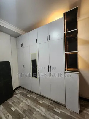 ቁም ሳጥን Closet
