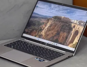 New Laptop HP 16GB Intel Core i5 SSD 512GB