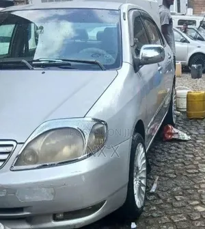 Toyota Corolla 2003 Silver