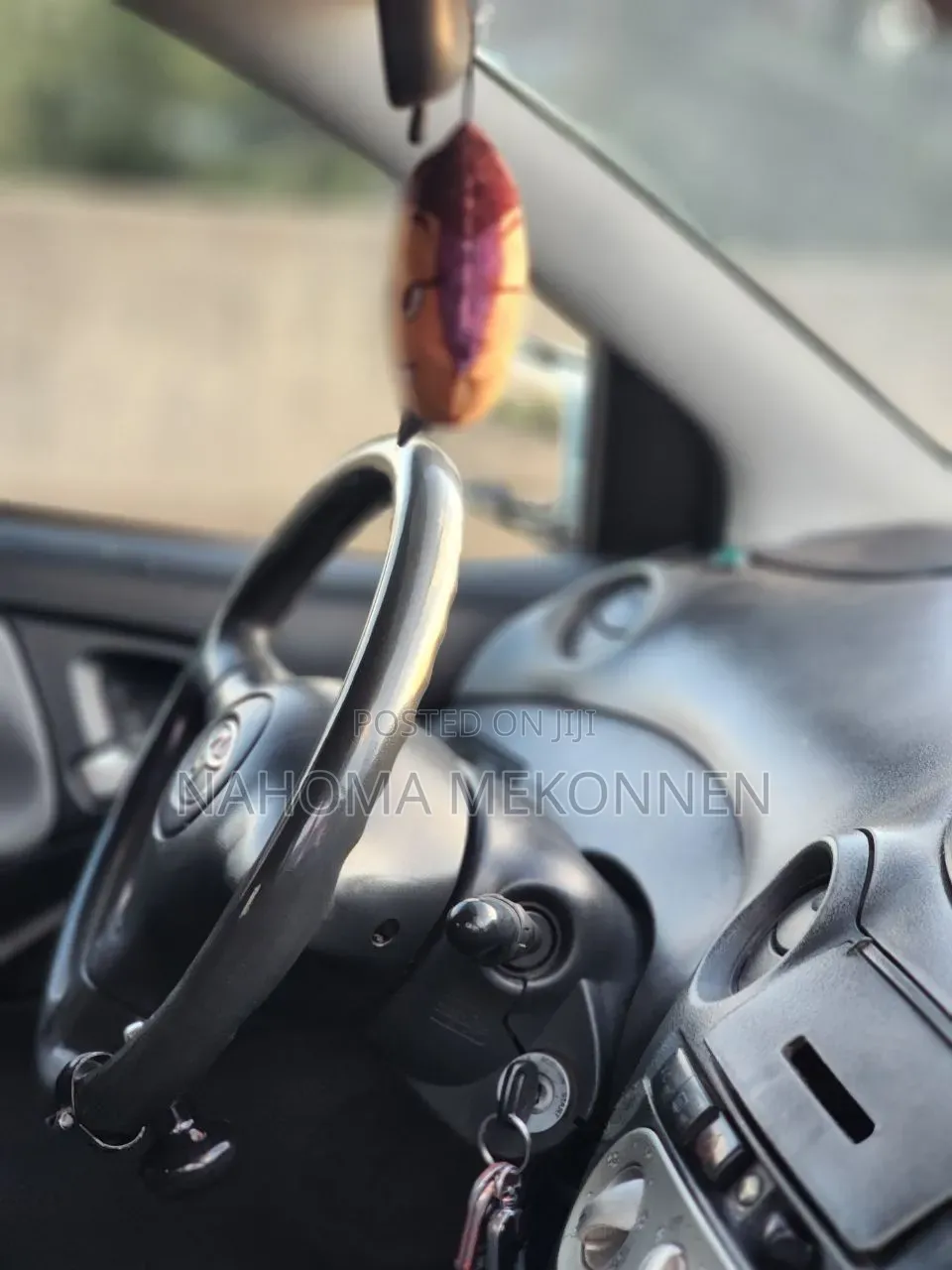 Toyota Vitz 2004 Blue
