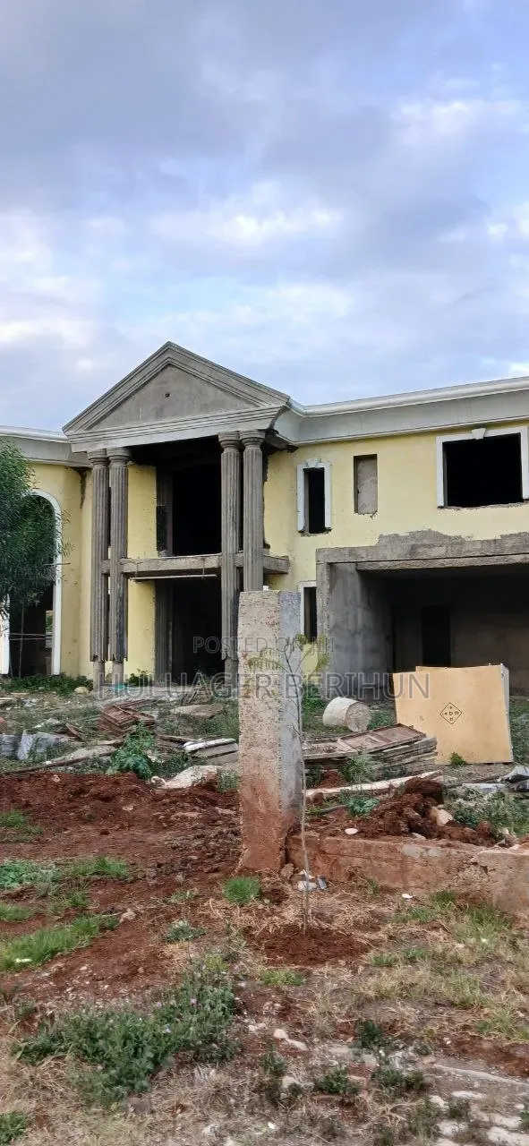 4bdrm House in Akaky Kaliti for sale