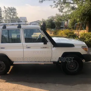Toyota Land Cruiser 2020