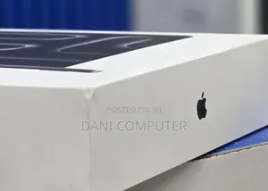 New Laptop Apple MacBook Pro 2025 M5 24GB Apple M5 SSD 1T