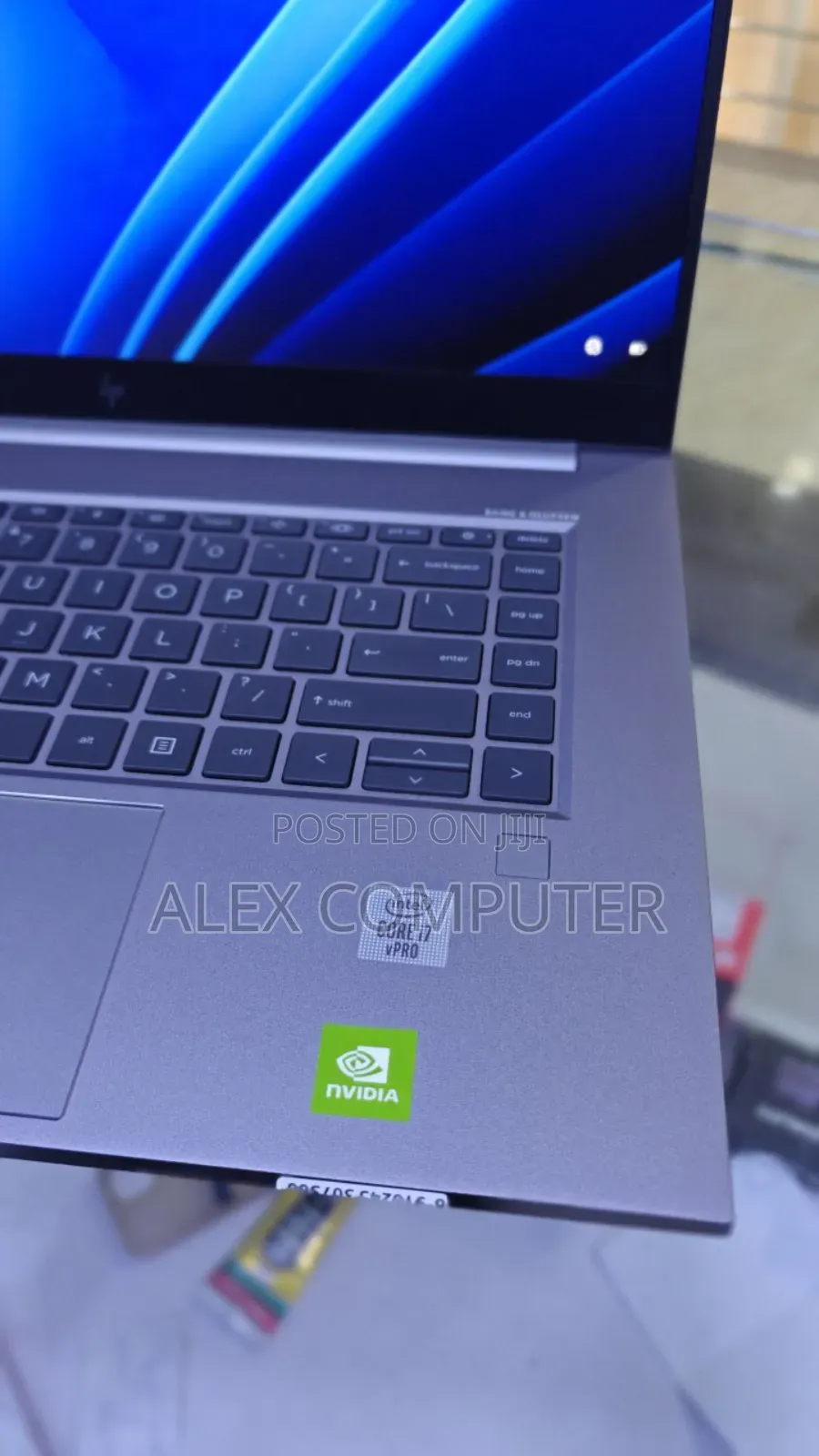 New Laptop HP ZBook Firefly 15 G7 16GB Intel Core i7 SSD 512GB