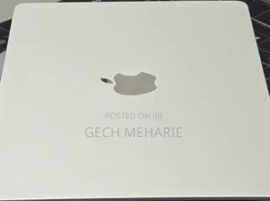 New Laptop Apple MacBook Air 2022 M2 16GB Apple M2 SSD 512GB