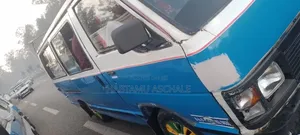 Toyota Grand HiAce 1985