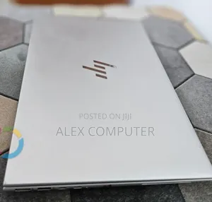 New Laptop HP EliteBook 845 G10 16GB AMD Ryzen 5 SSD 512GB