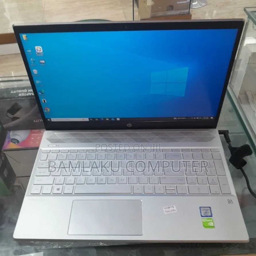 New Laptop HP Pavilion 15 16GB Intel Core i7 SSD 512GB