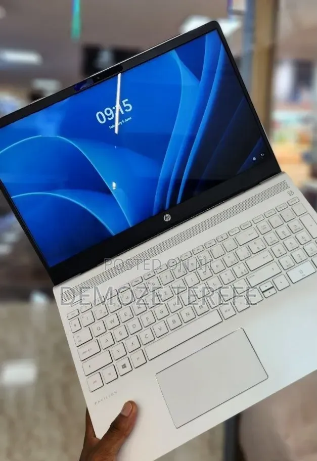 New Laptop HP Pavilion 15 16GB Intel Core i7 SSD 512GB