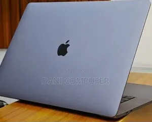 New Laptop Apple MacBook Pro 2018 32GB Intel Core i9 SSD 2T