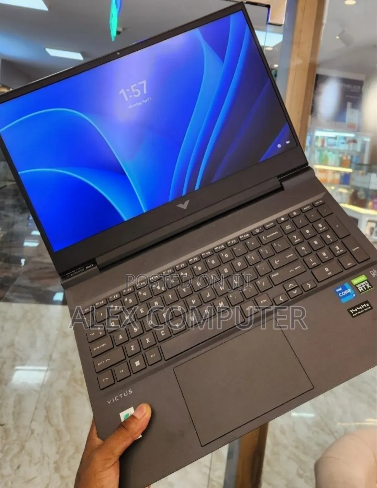 New Laptop HP Victus 15 16GB Intel Core i7 SSD 512GB
