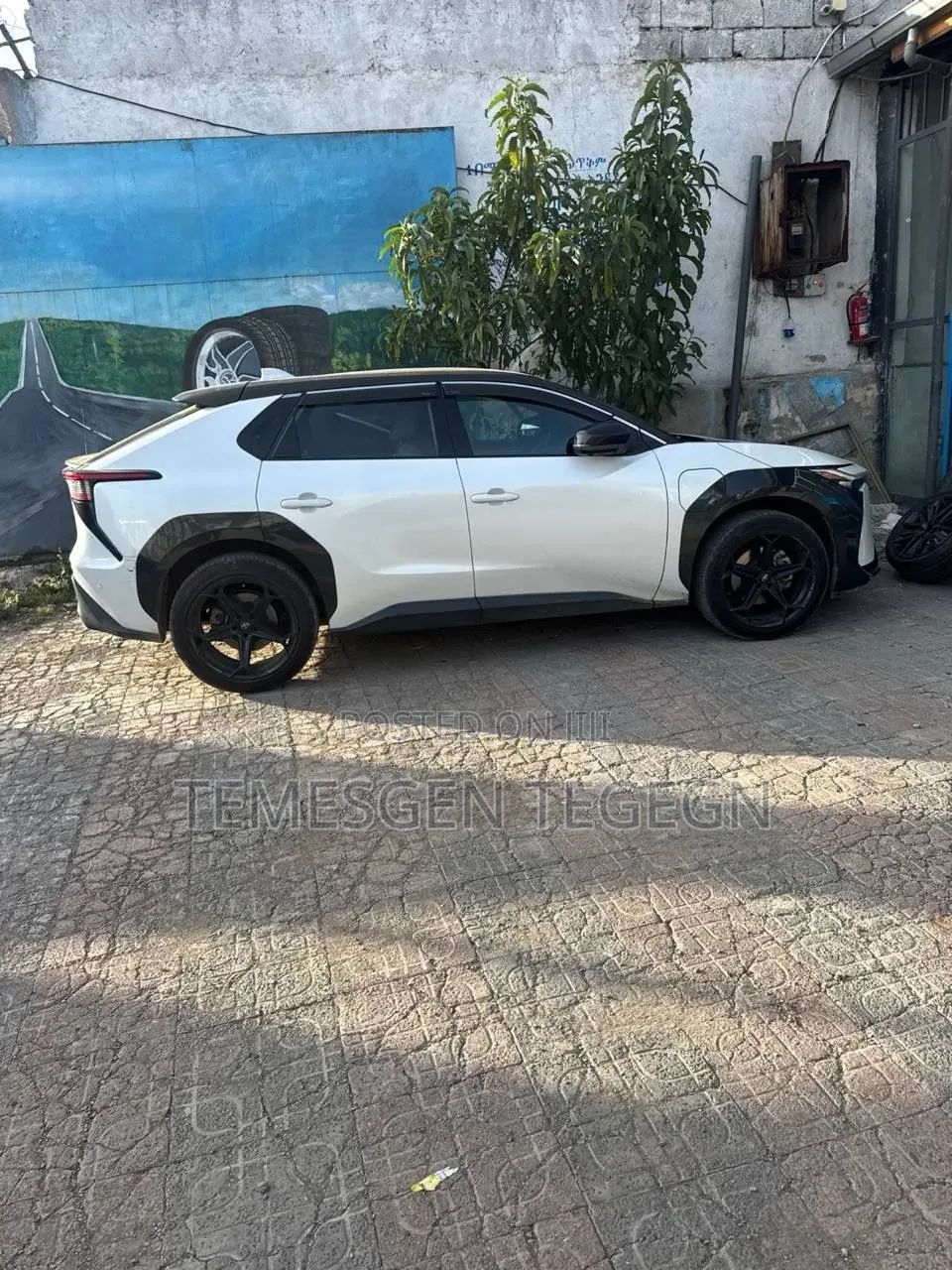 Toyota bZ4X 2023 White