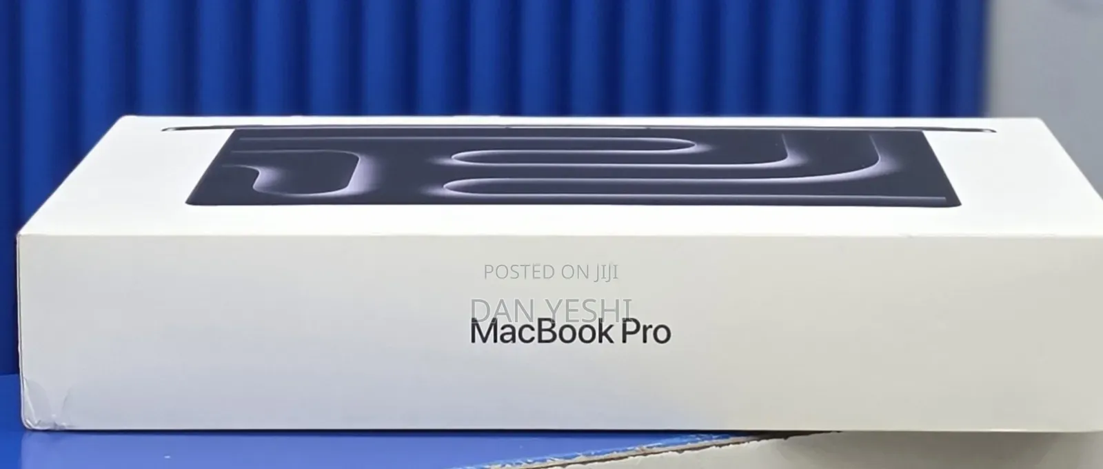 New Laptop Apple MacBook Pro 2025 M5 24GB Apple M5 SSD 1T