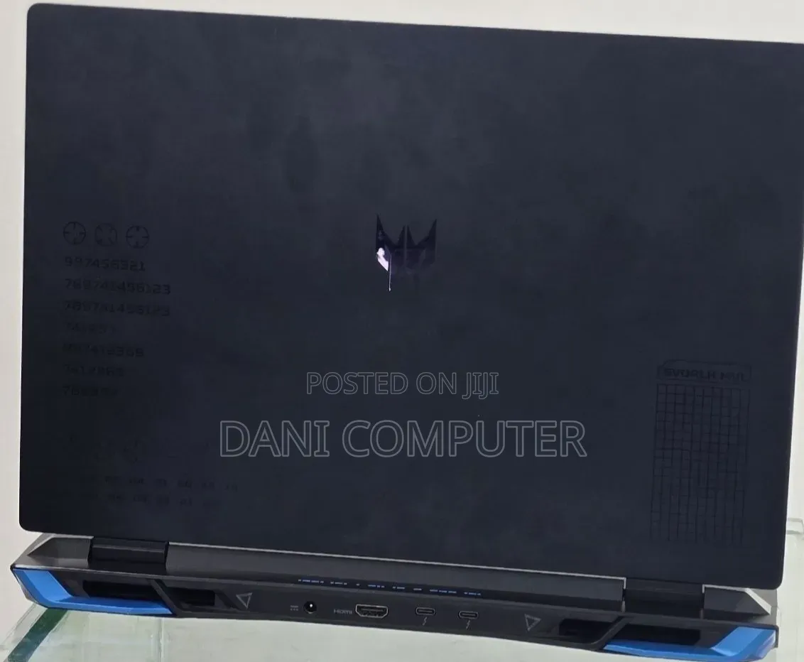 New Laptop Acer Predator Helios 300 16GB Intel Core i9 SSD 1T