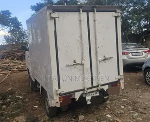 Suzuki Eeco 2023 Gray