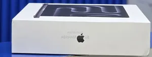 New Laptop Apple MacBook Pro 2025 M5 24GB Apple M5 SSD 1T