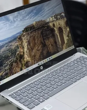 New Laptop HP Stream Notebook 16GB Intel Core i7 SSD 1T