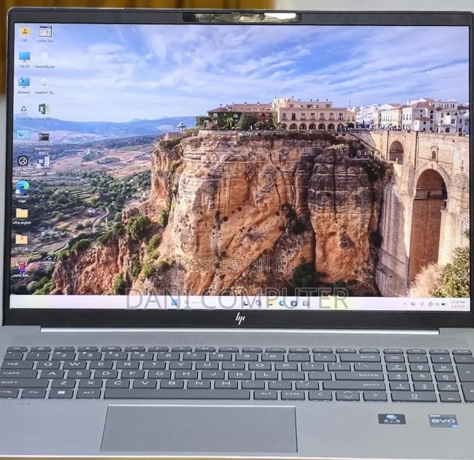 New Laptop HP Stream Notebook 16GB Intel Core i7 SSD 1T