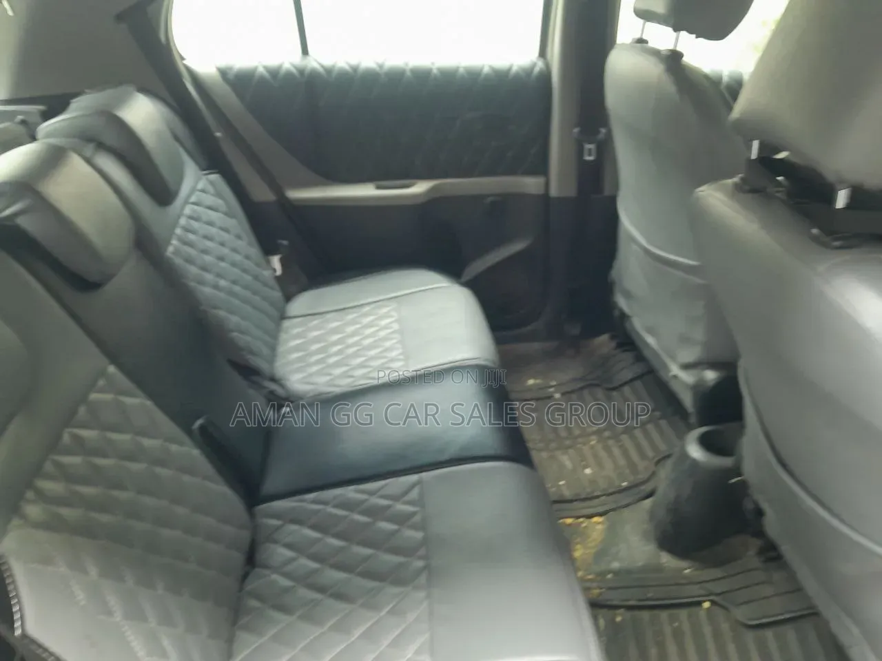 Toyota Yaris 2024 White