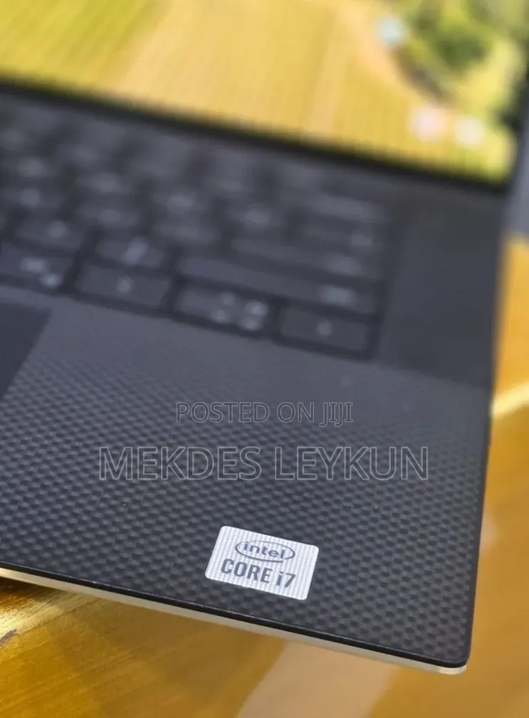 New Laptop Dell XPS 15 16GB Intel Core i7 SSD 512GB
