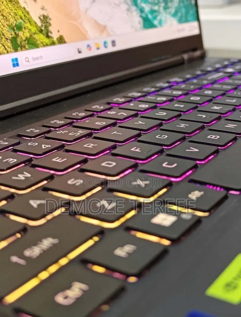 New Laptop Acer Predator Helios Neo 16 16GB Intel Core Ultra 9 SSD 1T