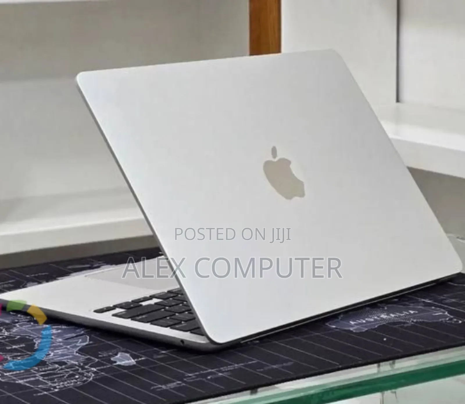 New Laptop Apple MacBook Air 2022 M2 16GB Apple M2 SSD 512GB