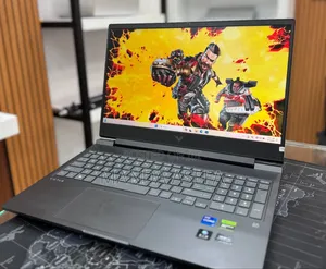 New Laptop HP Victus 16 16GB Intel Core i7 SSD 1T