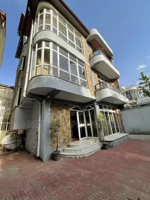 5bdrm Villa in Bole for rent