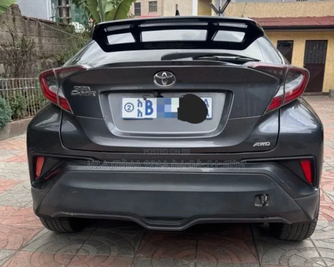 Toyota C-HR 2020 Maroon