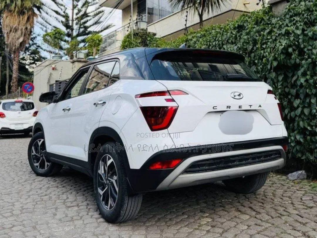Hyundai Creta 2023 Off white