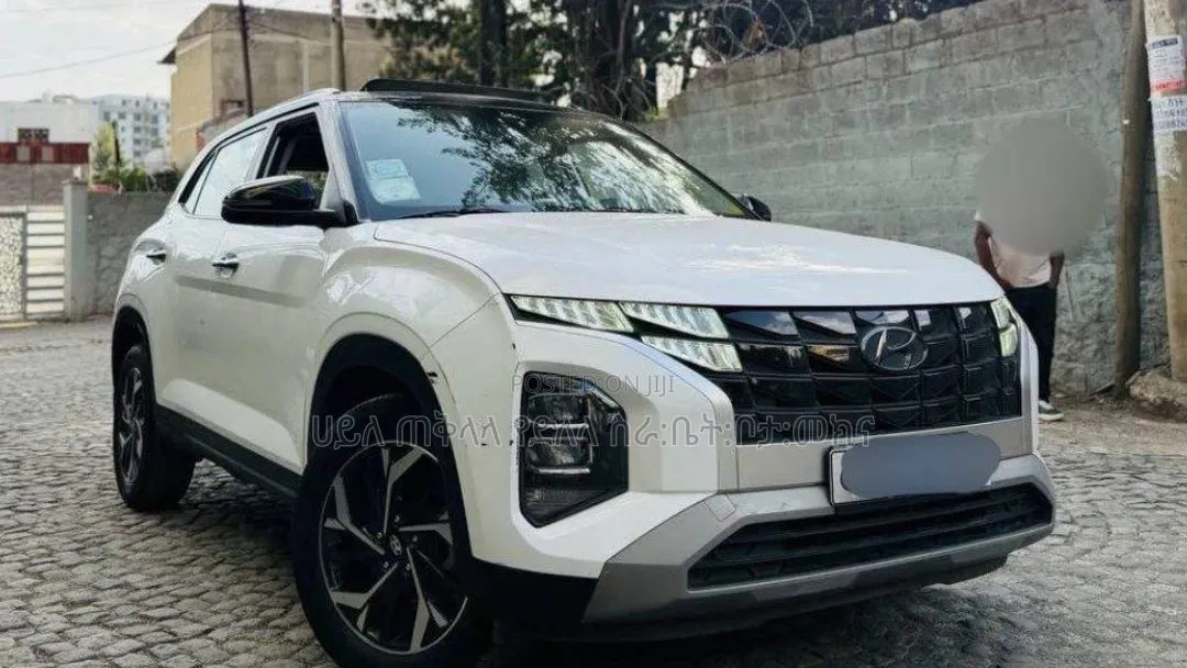 Hyundai Creta 2023 Off white
