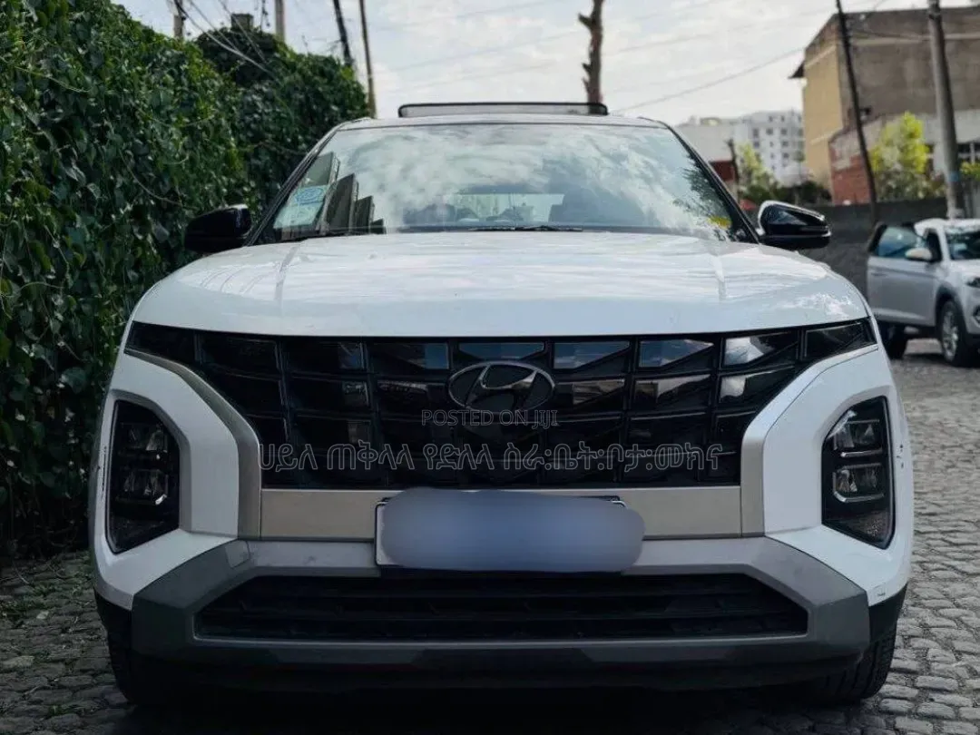 Hyundai Creta 2023 Off white