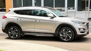 Hyundai Tucson 2019 Gold