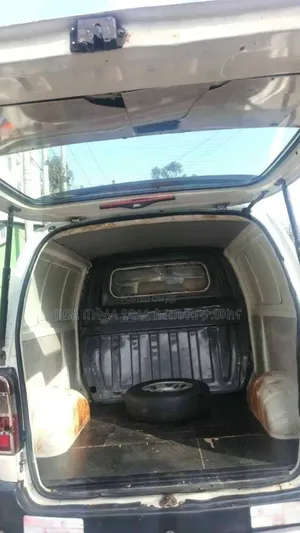 Toyota HiAce 2008 White