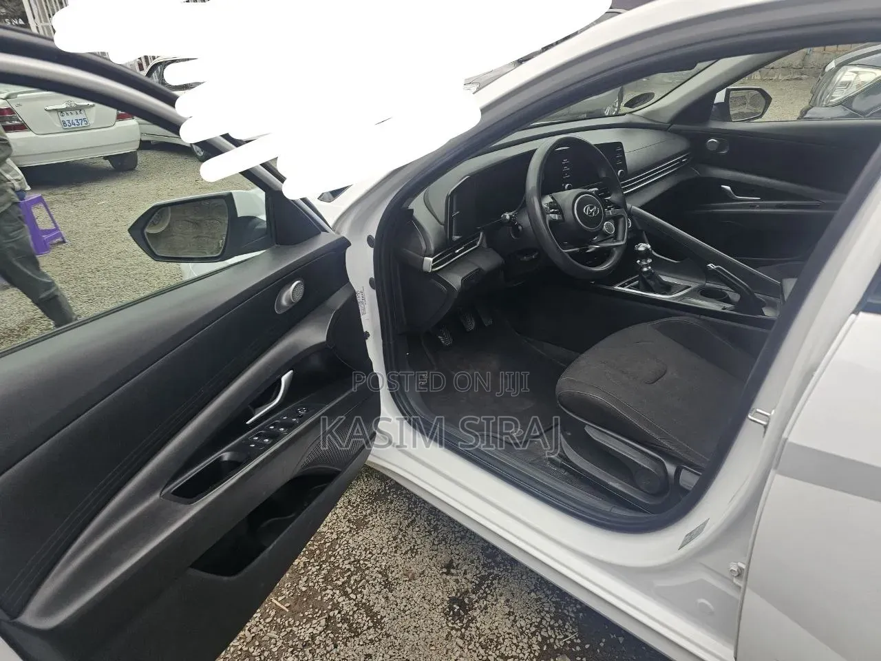 Hyundai Elantra 2022 White