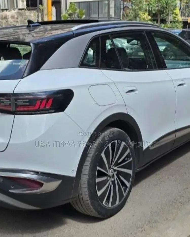 Volkswagen ID.4 2023 Off white