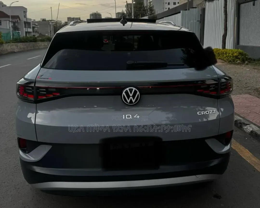 Volkswagen ID.4 2023 Silver
