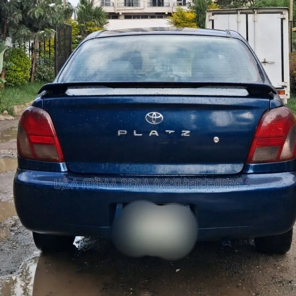 Toyota Platz 2002 Beige